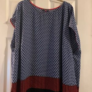 SOLD***Vince Camuto cute geometric pattern top, 3X